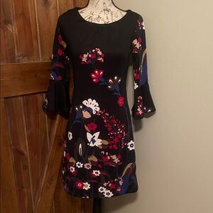 New York & Company Black Floral Bell Sleeve Dress